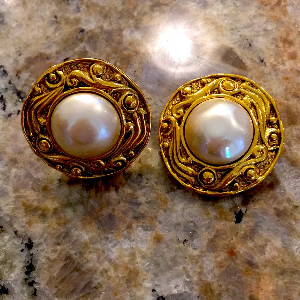 Vintage Chanel Clip Earrings